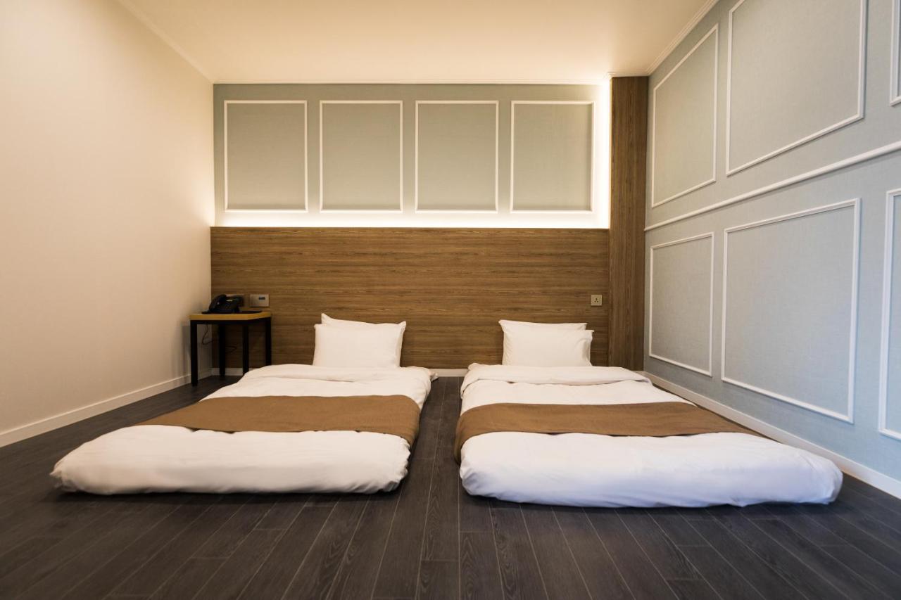 Casaloma Hotel Seogwipo Zewnętrze zdjęcie