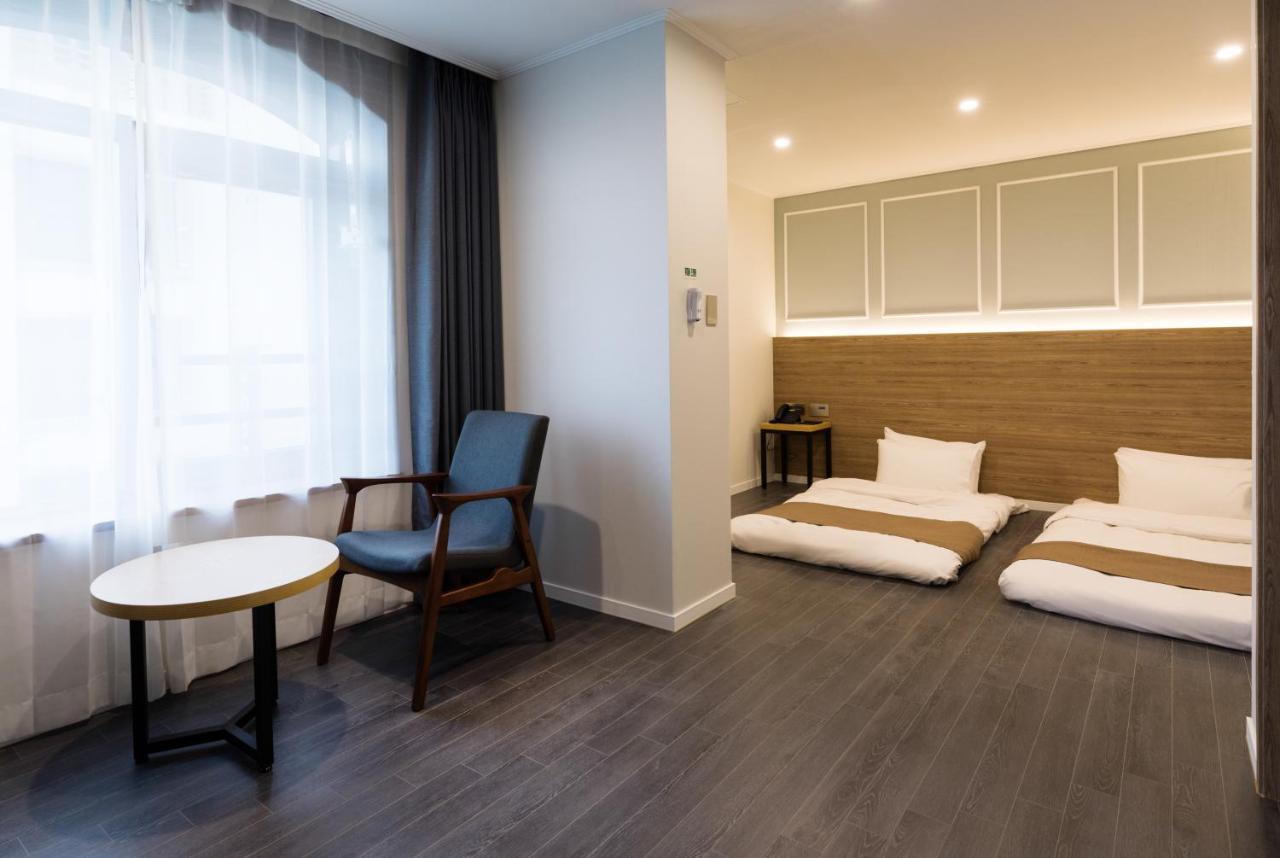 Casaloma Hotel Seogwipo Zewnętrze zdjęcie