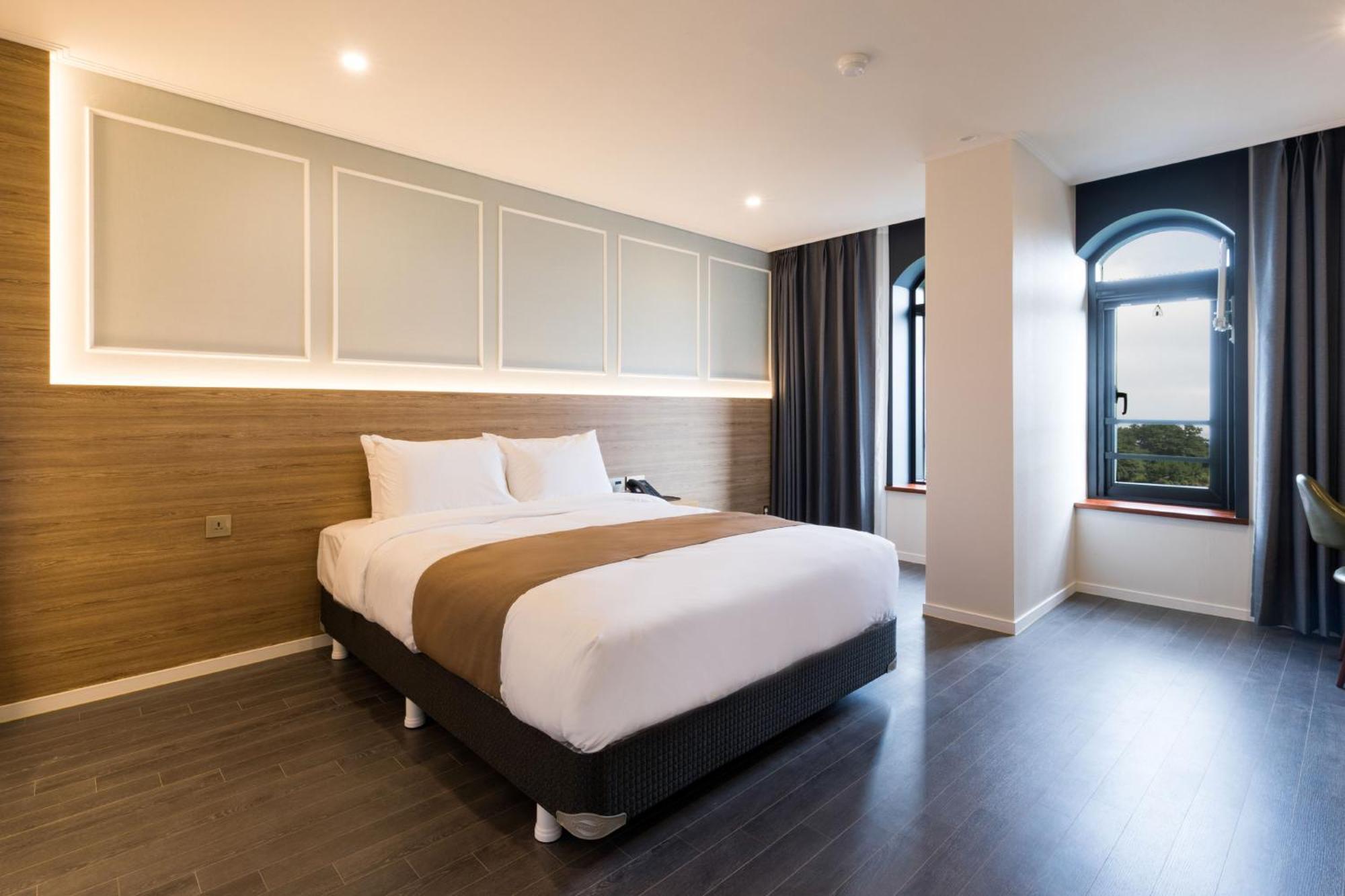 Casaloma Hotel Seogwipo Zewnętrze zdjęcie