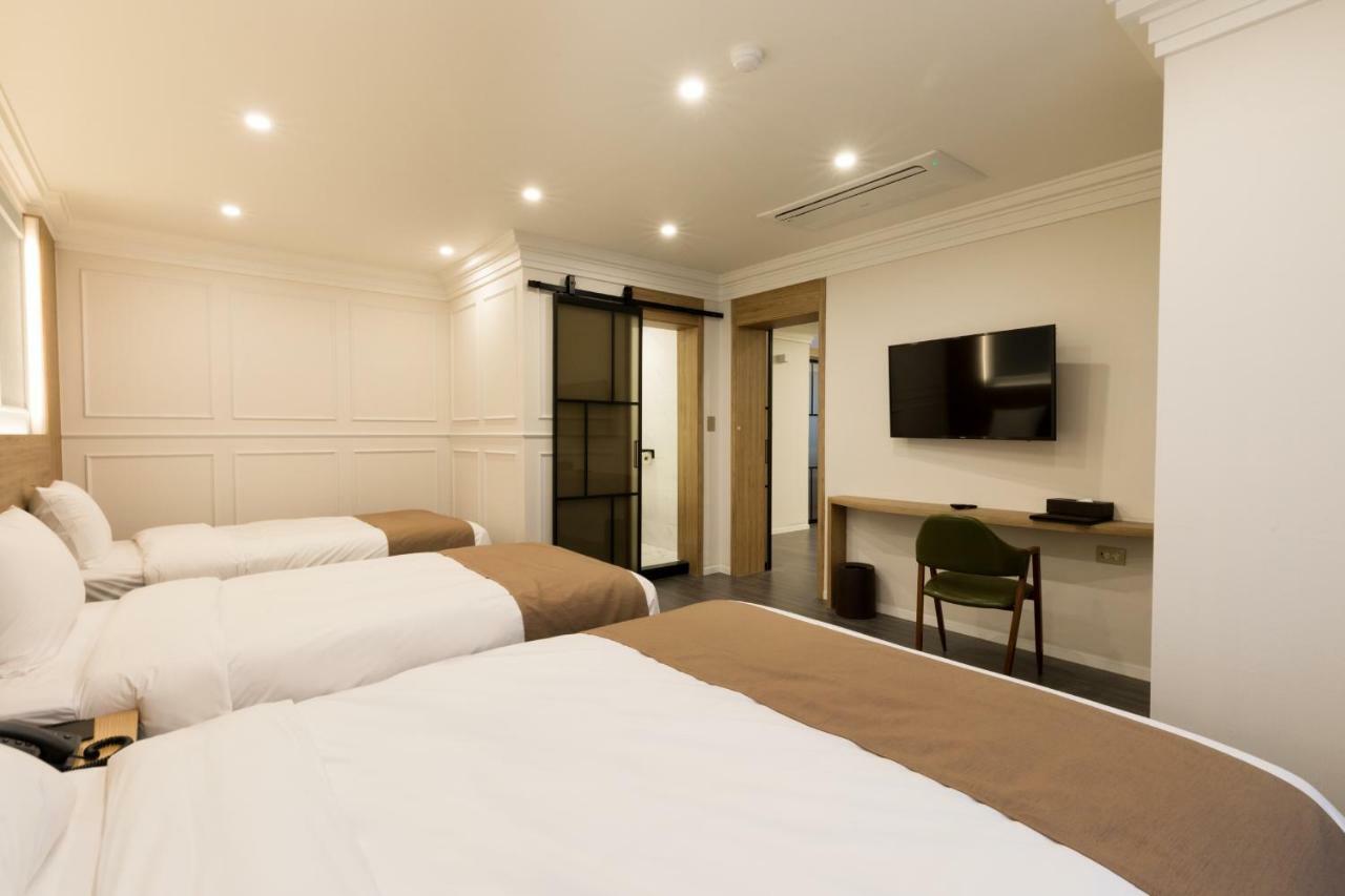Casaloma Hotel Seogwipo Zewnętrze zdjęcie